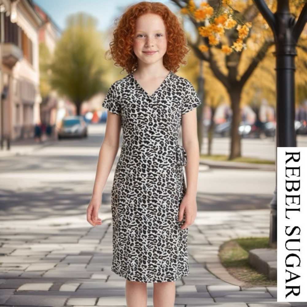 🌺50% off April 🌺Rebel Sugar Monochrome Leopard Print Dress